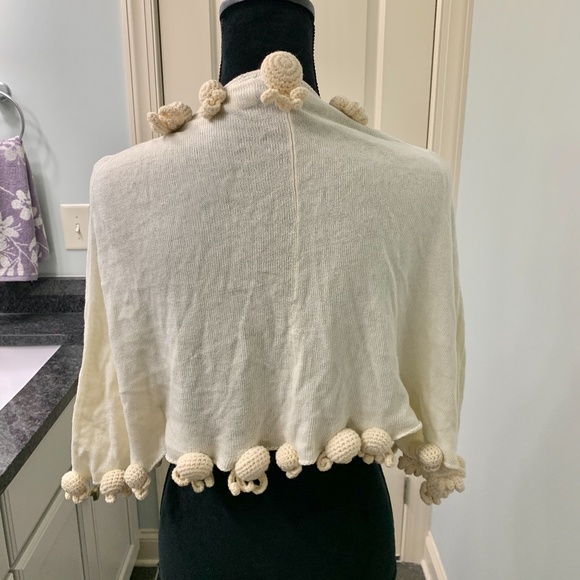 Anthro Moth Tan Crochet Pom Pom Cardigan M/L - Picture 4 of 5